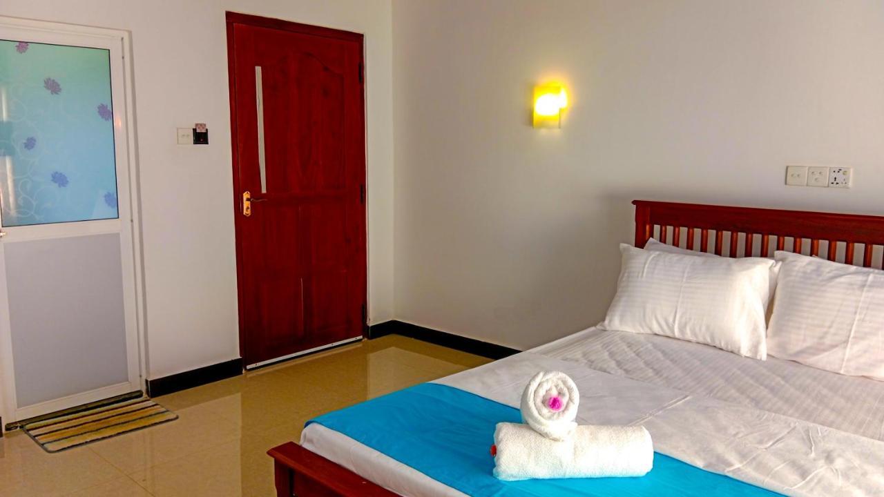 Ceylon Amigos Eco Resort シギリヤ エクステリア 写真